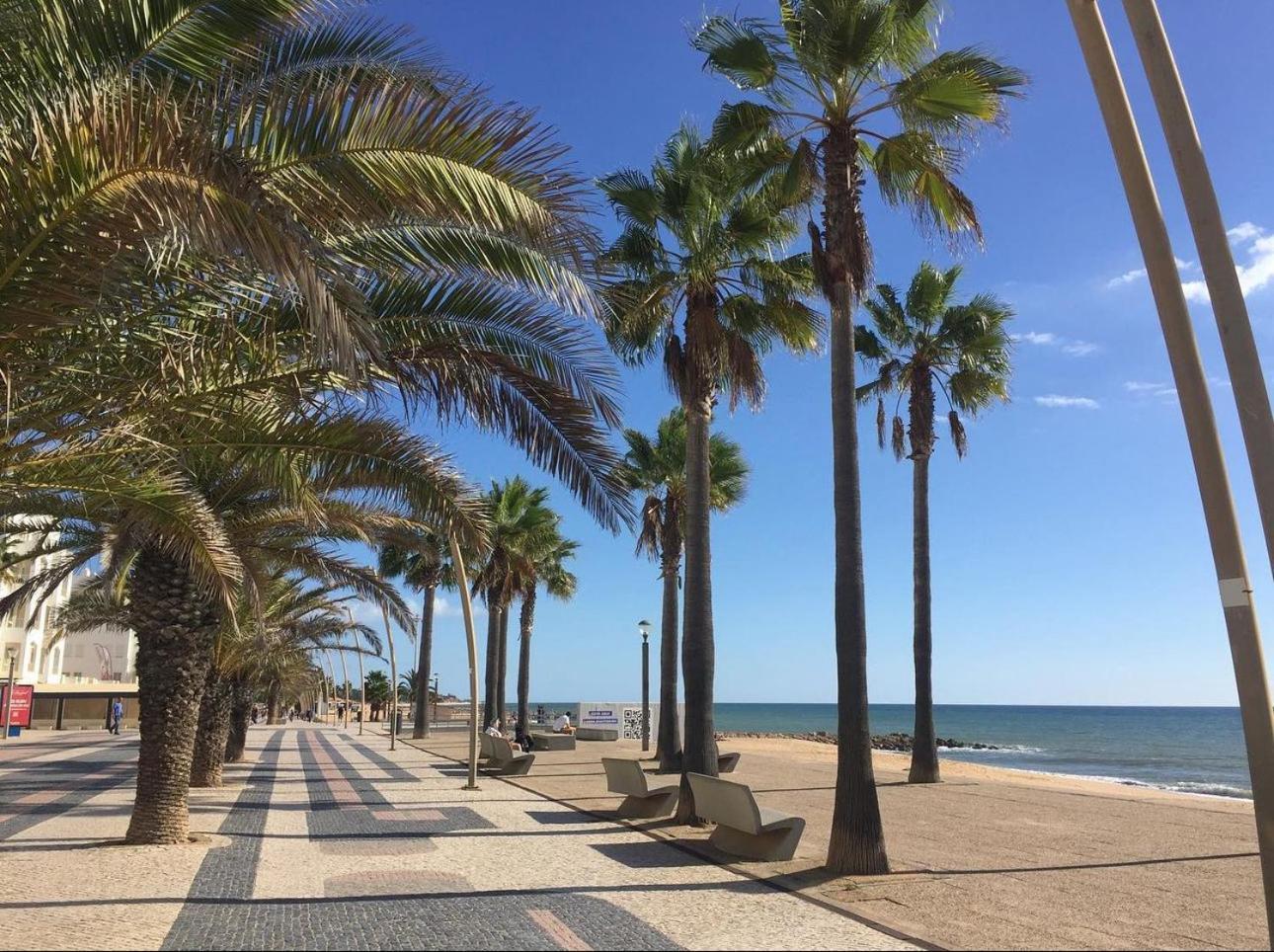 Princess Retreat Beautiful Modern Aprt 2 Min Walk From Quarteira Beach المظهر الخارجي الصورة