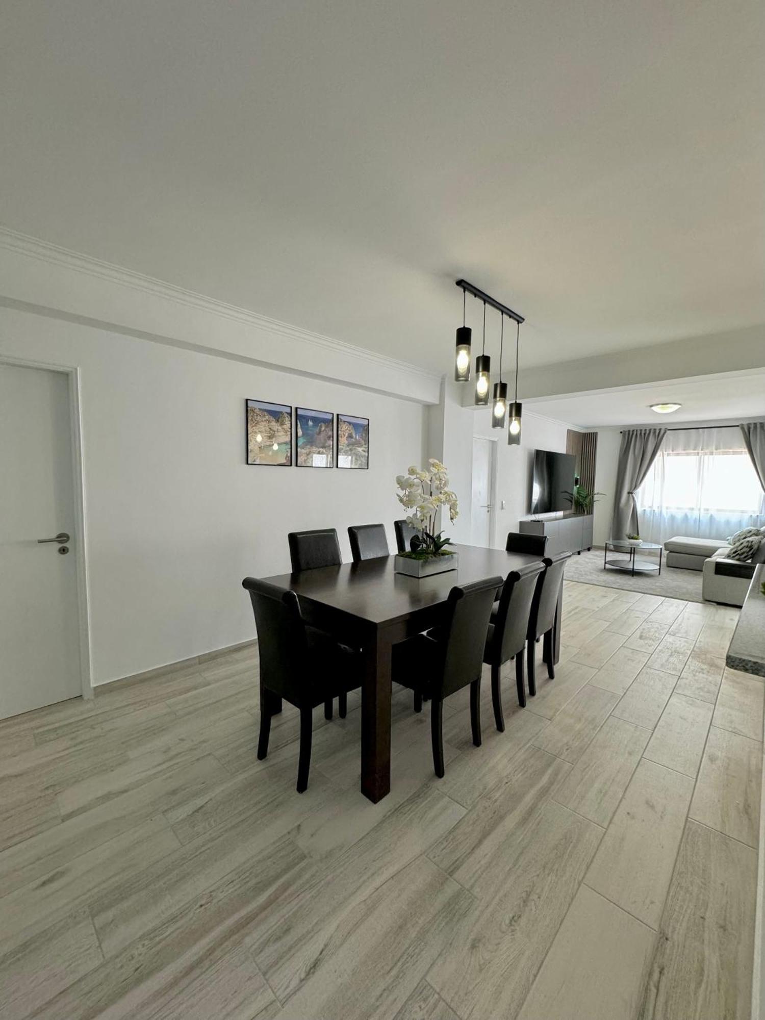Princess Retreat Beautiful Modern Aprt 2 Min Walk From Quarteira Beach المظهر الخارجي الصورة