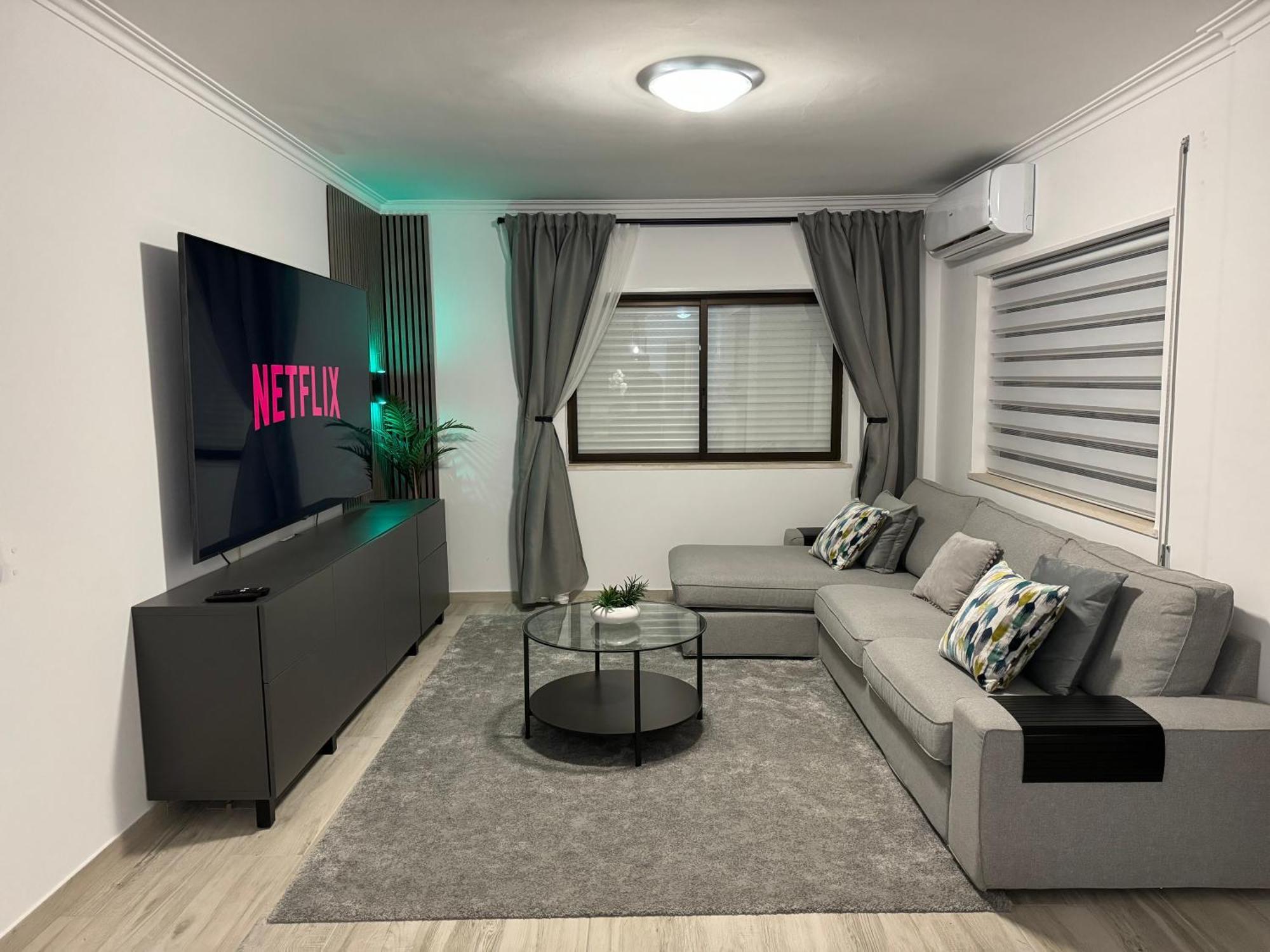 Princess Retreat Beautiful Modern Aprt 2 Min Walk From Quarteira Beach المظهر الخارجي الصورة