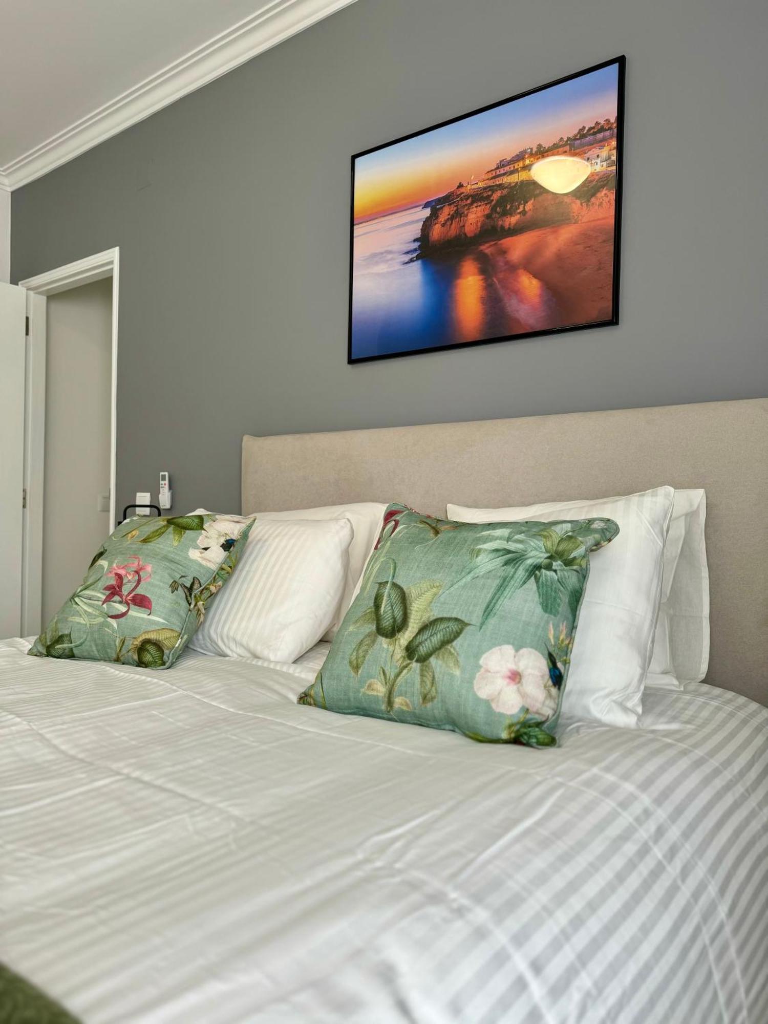 Princess Retreat Beautiful Modern Aprt 2 Min Walk From Quarteira Beach المظهر الخارجي الصورة