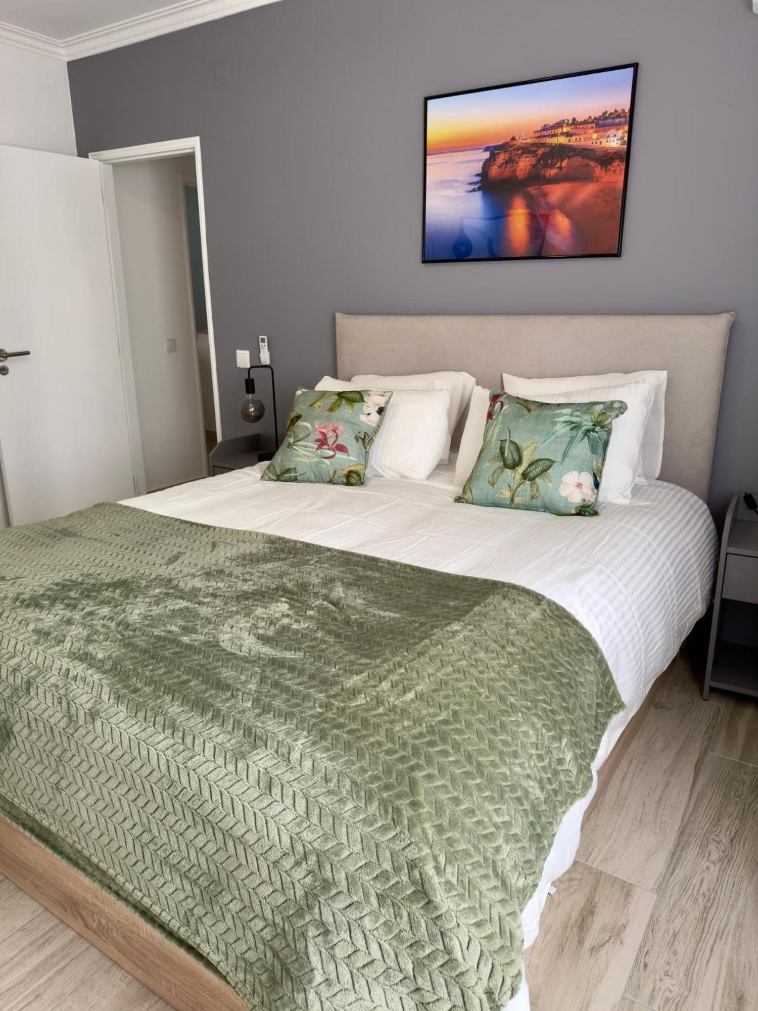 Princess Retreat Beautiful Modern Aprt 2 Min Walk From Quarteira Beach المظهر الخارجي الصورة